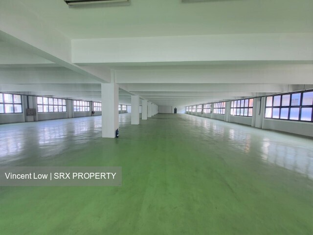 Tampines B2 Whole Building Near Tampines Safra (D18), Factory #362207541